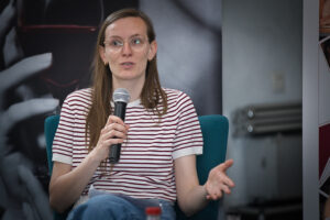 Naomé Carmeliet van De Voetgangersbeweging tijdens het Speakers Corner debat over mobiliteit in Gent